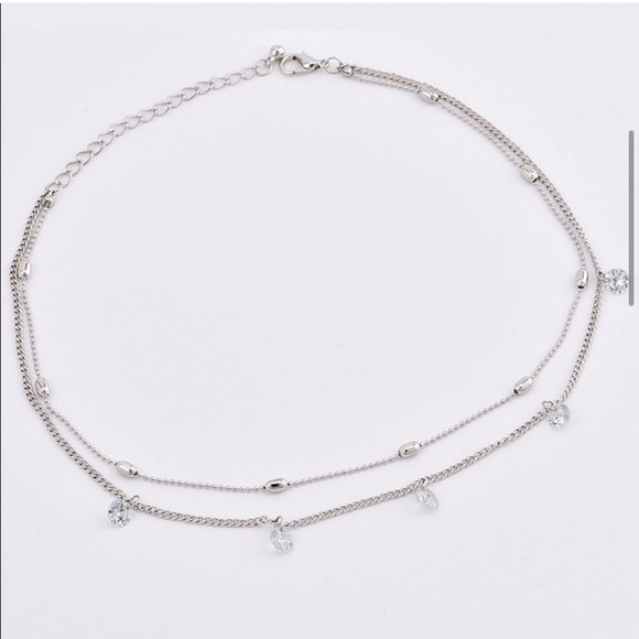 SILVER CRYSTAL DROPLET NECKLACE - Picture 2 of 3